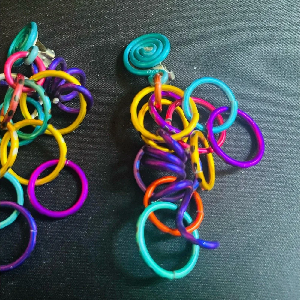 David Spada 1980's Spiral Anodized Multicolor Aluminum earring - Picture 2 of 4